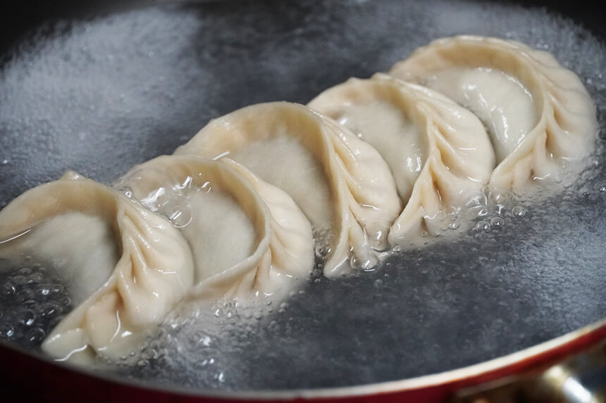 昇龍軒 餃子 フライパン