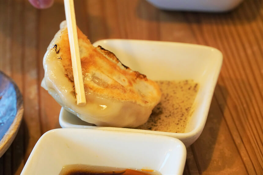 よだれ餃子 酢胡椒(酢こしょう)でいただく